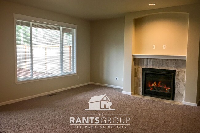 4322 Dudley Dr NE in Lacey, WA - Building Photo - Building Photo