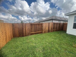 10809 Red Orchid Dr in Houston, TX - Building Photo - Building Photo