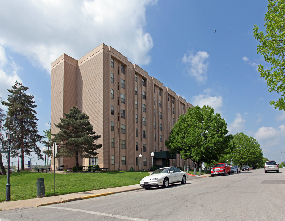 Riverview Apartments in Leavenworth, KS - Foto de edificio