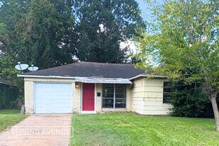 5415 Heron Dr in Houston, TX - Building Photo