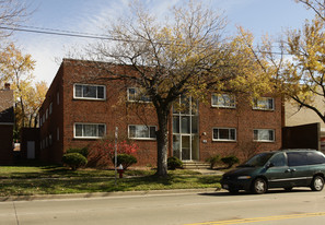 The Claire Warrensville Building Apartamentos