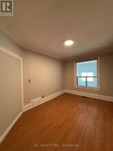 593 Bathurst St in Toronto, ON - Building Photo - Building Photo