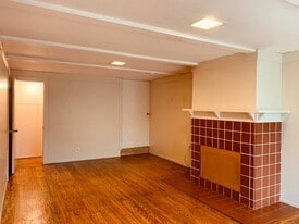 311 El Dorado Dr, Unit Unit 2 - Lower Level Large Room in Daly City, CA - Building Photo