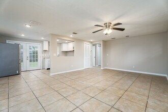 385 Dunwoodie Rd in Orange Park, FL - Building Photo - Building Photo