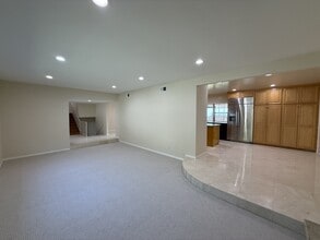 2716 Ridgepine Dr in Montrose, CA - Building Photo - Building Photo