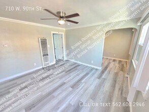 710 W 90th St in Los Angeles, CA - Building Photo - Building Photo