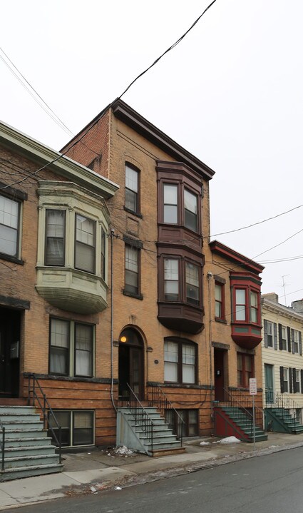 36 Spring St in Albany, NY - Building Photo