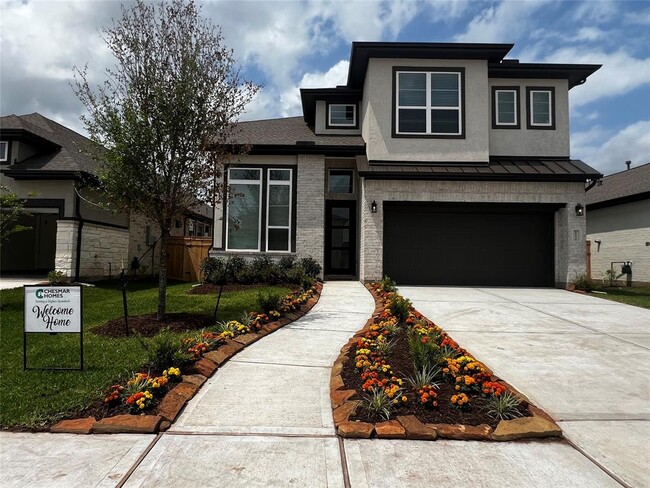 property at 10931 Cres Spg Dr