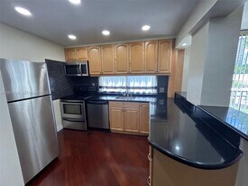 17011 N Bay Rd in Sunny Isles Beach, FL - Building Photo