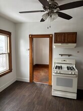 427 Orange St in Springfield, MA - Building Photo - Building Photo