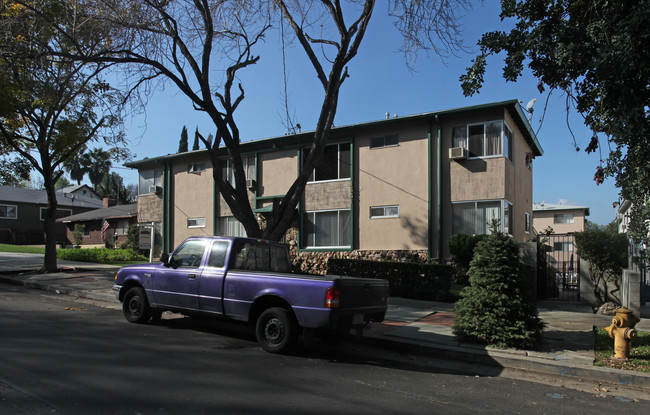 1351 Armadale Ave in Los Angeles, CA - Building Photo - Building Photo