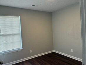 4101 Sunset Ave in Louisville, KY - Building Photo - Building Photo