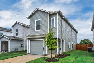 4008 Belmont Dr in Aubrey, TX - Building Photo - Building Photo