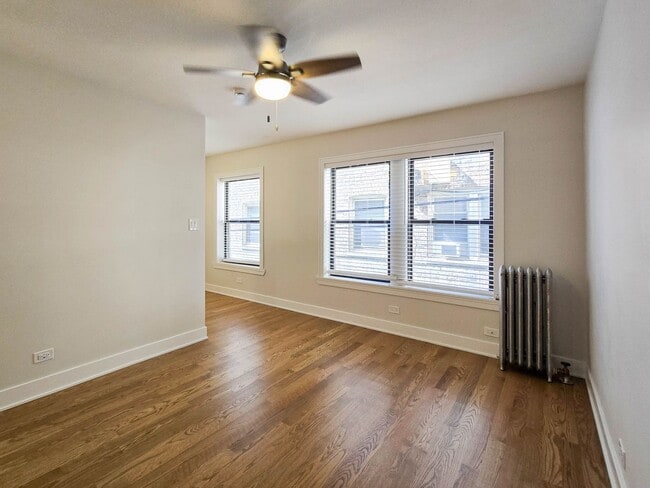 561 W Cornelia Ave, Unit 110