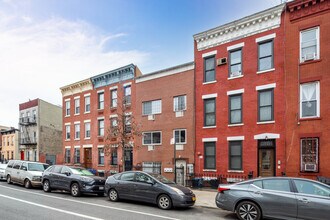 590 Sterling Pl in Brooklyn, NY - Building Photo - Building Photo