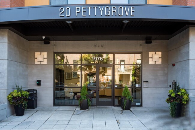 20 Pettygrove in Portland, OR - Foto de edificio - Building Photo