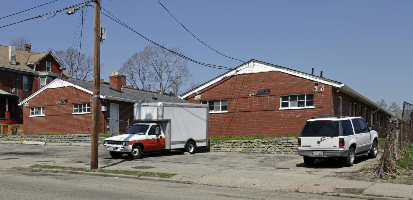 520-524 Rockdale Ave in Cincinnati, OH - Building Photo