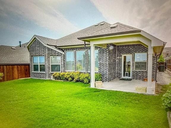 5541 Annie Creek Rd in Fort Worth, TX - Building Photo - Building Photo