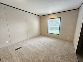 46000 Geddes Rd in Canton, MI - Building Photo - Building Photo