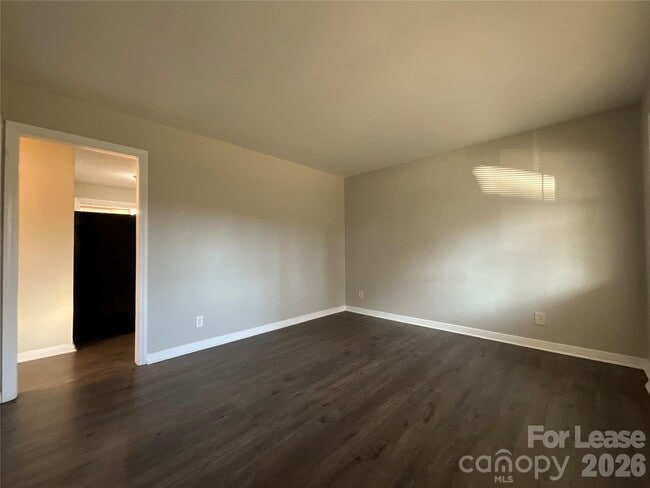 520 Blendwood Dr in Charlotte, NC - Building Photo - Building Photo