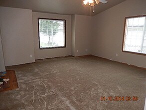 3151 Park Ave NE in Salem, OR - Building Photo - Building Photo