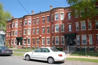 18-22 Saint Jerome Ave in Holyoke, MA - Foto de edificio - Building Photo