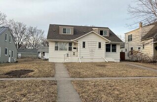 6220 Goodrich Ave in Minneapolis, MN - Building Photo