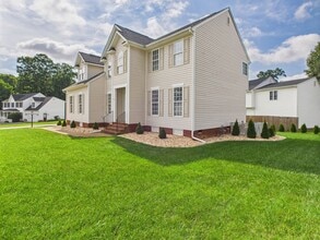 12404 Ivyridge Terrace in Chester, VA - Building Photo - Building Photo