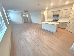 14204 Mcarthur Dr in Manor, TX - Building Photo - Building Photo