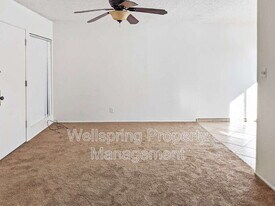 213 Panamint Ave in Ridgecrest, CA - Building Photo