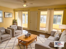 816 Bridwell St W in Glendora, CA - Building Photo