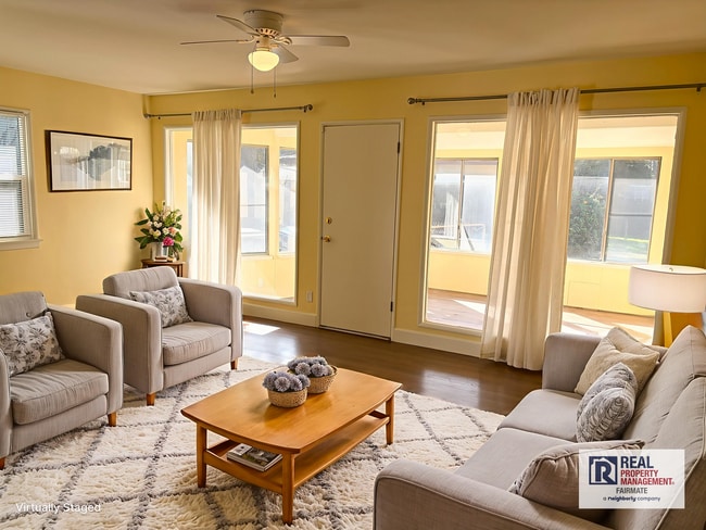 property at 816 Bridwell St W