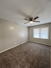 503 S 9th St in Louisburg, KS - Building Photo - Building Photo