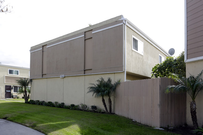 3944 W El Prado Ave in Orange, CA - Building Photo - Building Photo