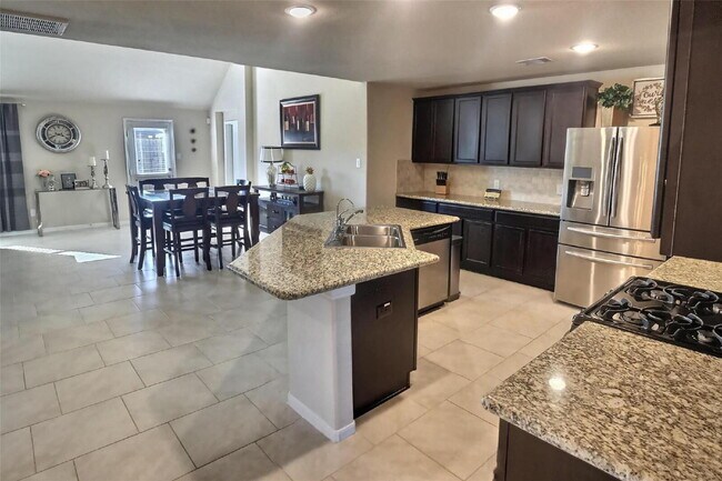3026 Village Creek Dr in Katy, TX - Building Photo - Building Photo