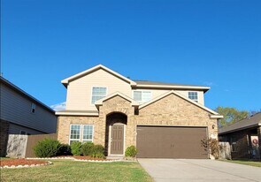 3410 Hunter's Canyon in Baytown, TX - Building Photo