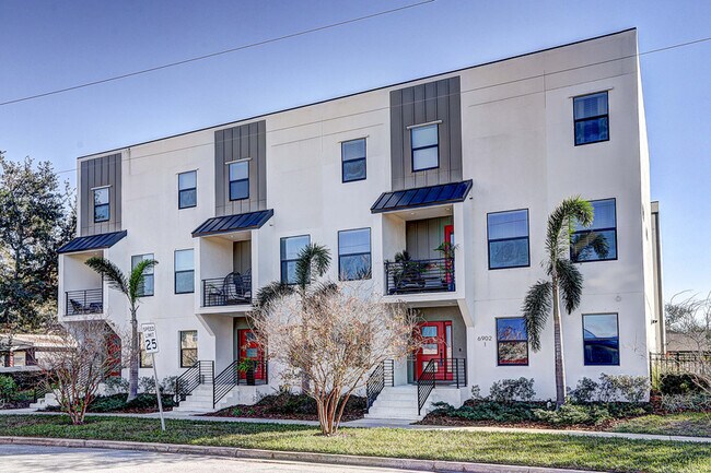 property at 6902 S MacDill Ave