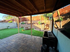 7 Connoley Cir in Chula Vista, CA - Foto de edificio - Building Photo