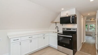 5002 W Gunnison St in Chicago, IL - Building Photo - Building Photo