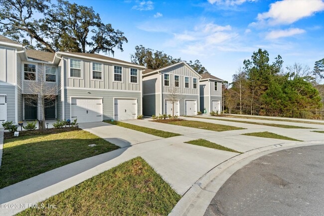 property at 5893 Creekside Crossing Dr