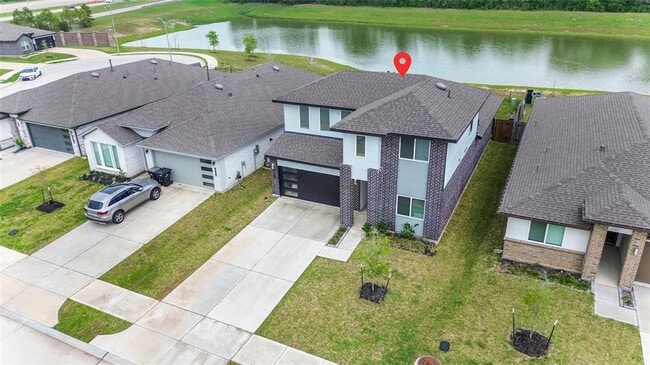 property at 6811 Bradford Ter Rd