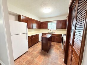 20729 Canterbury Ln in Porter, TX - Building Photo - Building Photo