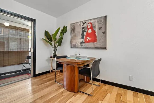 2627 Douglas Ave in Dallas, TX - Building Photo - Building Photo