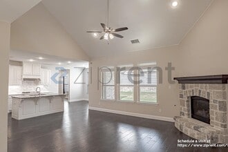 6016 Cross Point Ln in Aubrey, TX - Building Photo - Building Photo