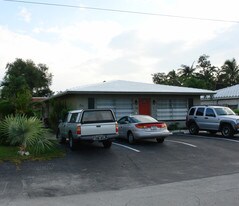 707-711 SE 14th Ct in Fort Lauderdale, FL - Building Photo