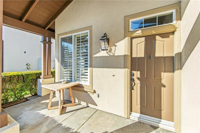 7079 Depoe Ct in Huntington Beach, CA - Building Photo - Building Photo