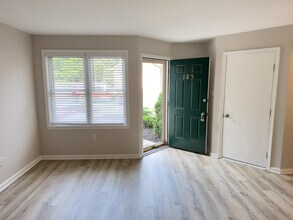 185 Lindfield Cir in Macungie, PA - Foto de edificio - Building Photo