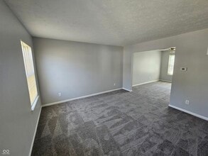 5627 Pillory Way in Indianapolis, IN - Building Photo - Building Photo