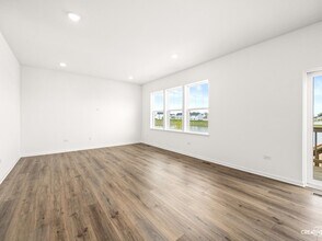 421 Hathaway Ln in Oswego, IL - Building Photo - Building Photo