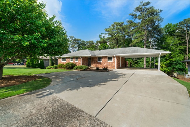 property at 3925 Orchard Rd SE